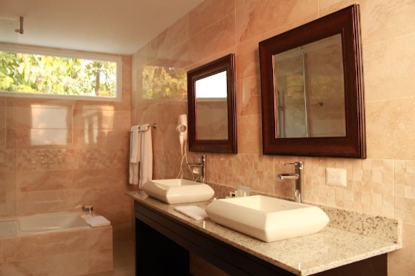 Hotel Contempo (Managua)